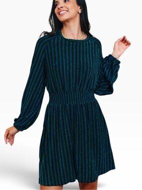 Grace and Emma Blue and green metallic dress size XL